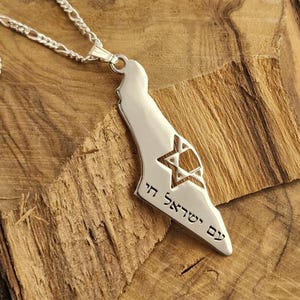 Halsband i sterlingsilver med Israelkarta: Hebreisk gravyr, Magen David-hänge