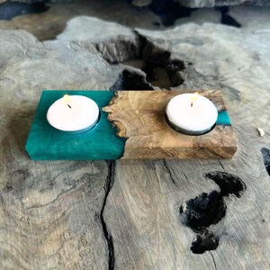 Olive Wood & Epoxy Shabbat Candle Holder: Handcrafted Judaica