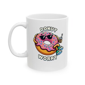 Donut Worry, tazza in ceramica per caffè con ciambella che si rilassa e beve, 11 once