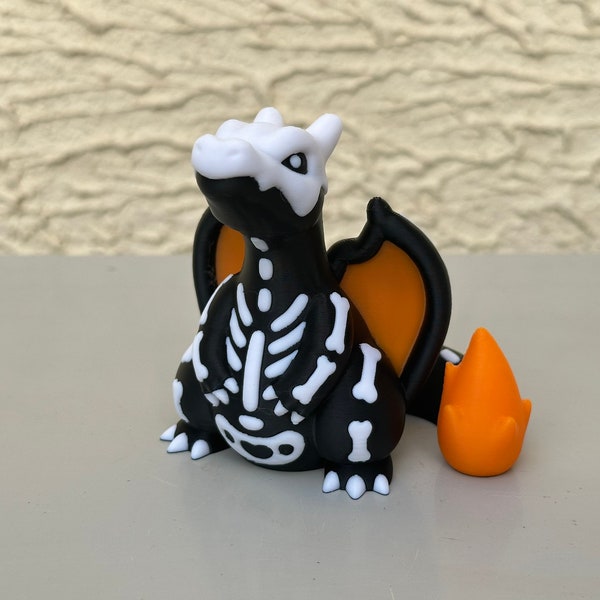 Figurine dracaufeu, le squelette d'Halloween