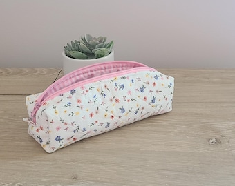 Handmade Quilted Floral Pencil Case: Slim Zipper Pouch