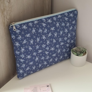 Floral Quilted Laptop Sleeve: Cotton MacBook Case