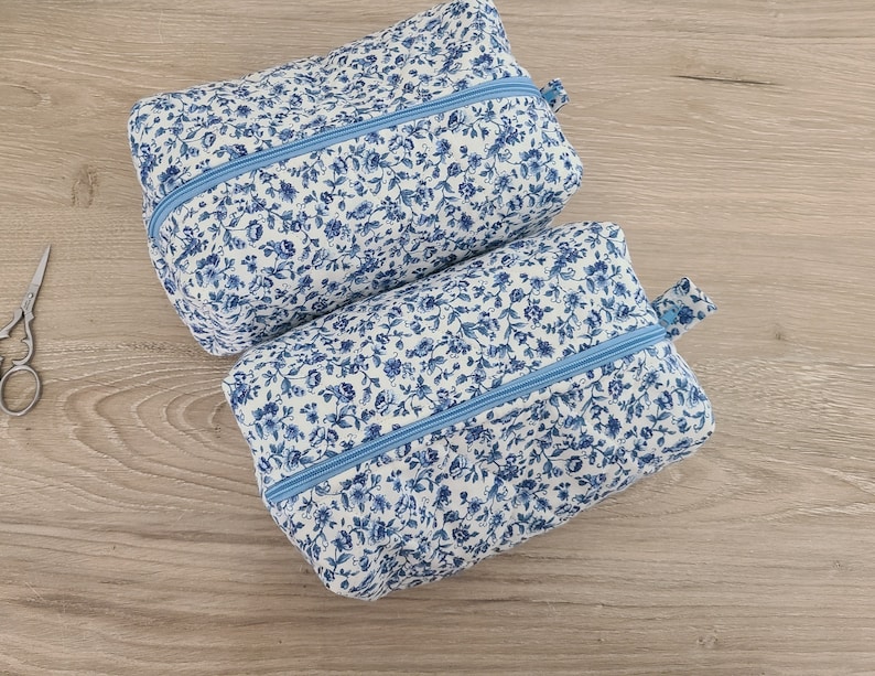 Floral Makeup Bag, Quilted Makeup Bag, Cute Makeup Bag, Boxy Make up Bag, Blue Floral Makeup bag image 3