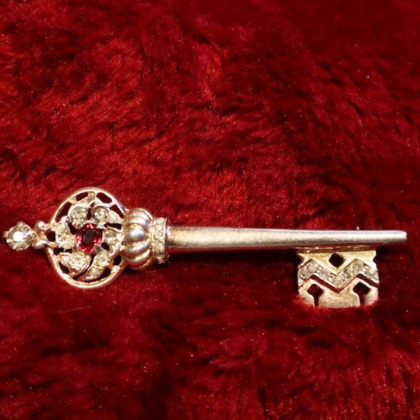 Vintage 1940's Sterling Silver, Gold filled Costume Jewelry Key Brooch from Marner of Jewels by Julio Marsella