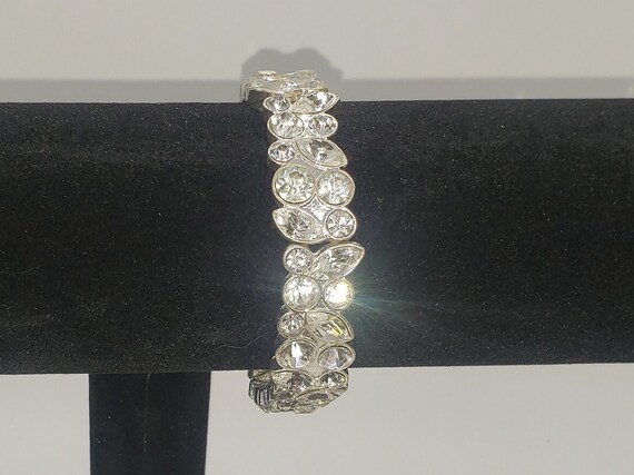 Clear Crystal Cuff Rhinestone bangle silvertone s… - image 3