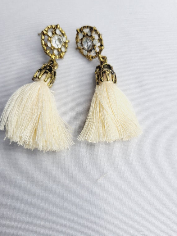 Elegant Cream Tassel Earrings Cute Small Fabric Fringe Tassel