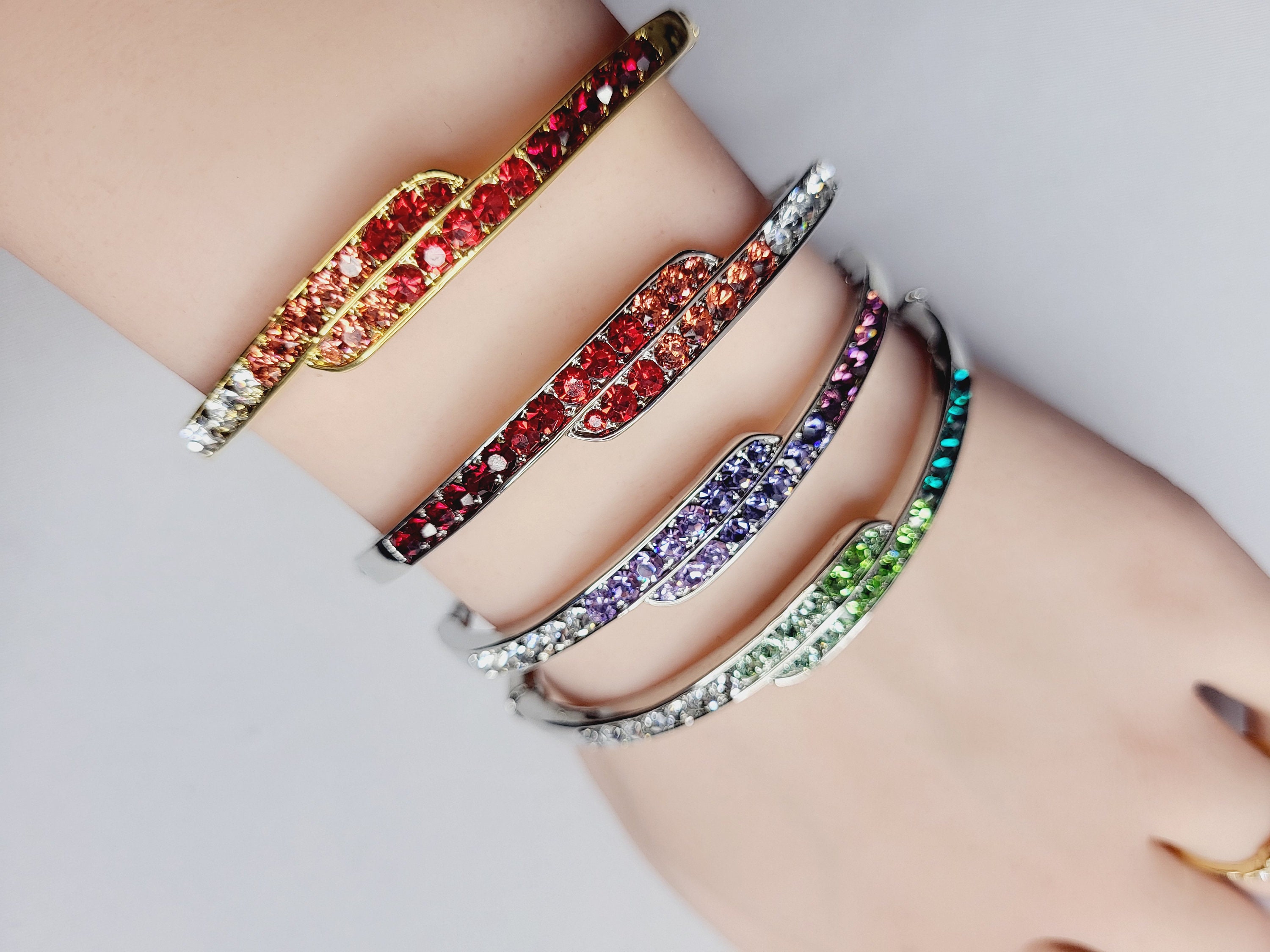 Amazon.com: Jessica Luu Jewelry Handmade Gold Garnet Red Bangle Bracelet  Siam Crystal Wire Wrapped : Handmade Products