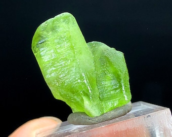 Terminated Green Peridot, Peridot Crystal, Peridot Stone, Crystal Specimen, Peridot From Supat Pakistan - 40 cts
