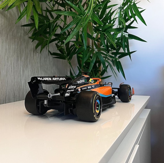 ラジコン★マクラーレン★ランド・ノリス★1/12 F1 Mclaren RC 1:12 Scale 2.4ghz RC & Show Car - With Custom