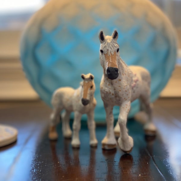 Schleich Repaint Mare and foal Clydesdale