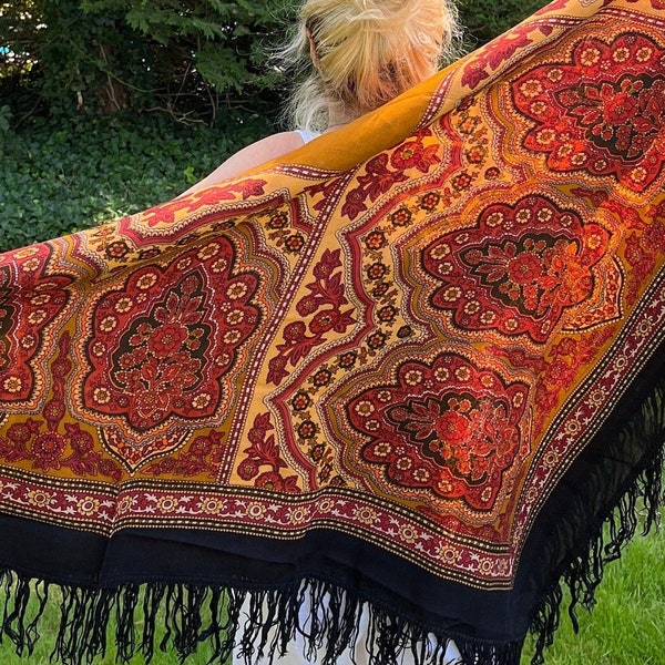 Sooo gorgeous vintage-style Ukrainian/Russian black and ochre woolen shawl with a yellow, orange, rust and brown floral/arabesque pattern