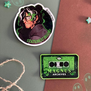 AUTOCOLLANTS ARCHIVES MAGNUS - le podcast magnus - jonatan sims - autocollants
