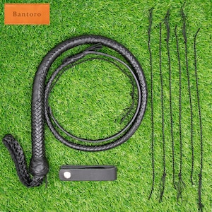 Handgefertigte Schlangenpeitsche aus schwarzem Leder: Shot-Loaded Bullwhip zum Cracken