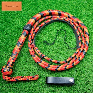 Látigo de cuero genuino de 8 pies, 12 trenzas trenzadas en color tostado, rojo y negro, para entrenamiento ecuestre, látigo profesional resistente con crujidos fuertes