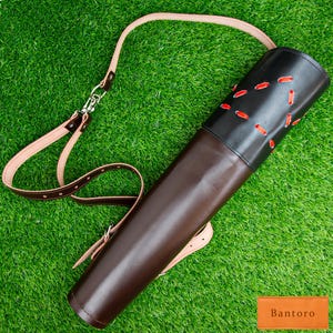 Handcrafted Leather Archery Quiver: Adjustable Hip Arrow Holder