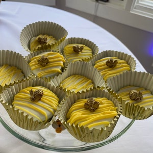 White and Yellow Rice Krispie and Oreos bundle