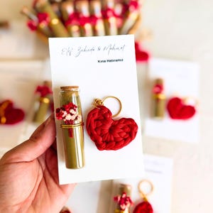 Glass Tube Personalized Wedding Henna Gifts, Henna and Keychain Gifts for Guests, Bridal Party Henna, Bridesmaid Gifts,Unique Wedding Gifts