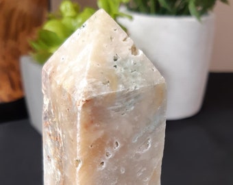 Piękna różowa ametystowa wieża kryształowa z druzą - pomaga w naprawianiu złamanych serc - Sklep z kryształami - Uzdrawianie kryształami - Wieża Crystal Point
