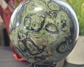 Eine atemberaubende extra große Kambaba Jaspis Kristallkugel mit Druzy - Stein des Friedens und der Ruhe - Crystal Store - Crystal Healing