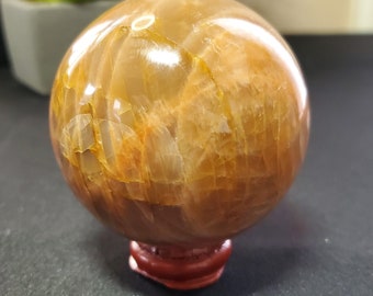 Uma requintada esfera de cristal de pedra da lua natural grande - É um símbolo de luz e esperança - Loja de cristais - Bola de cristal - Cura com cristais