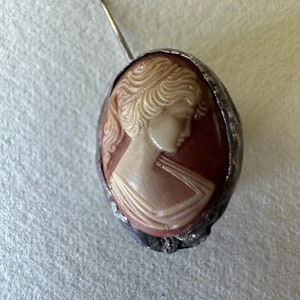 Antique Cameo Sterling Silver Small Brooch circa 1900s