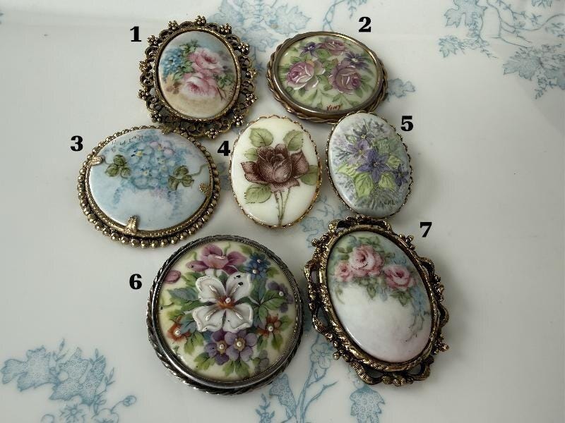 Vintage 1940s brooches - Etsy 日本