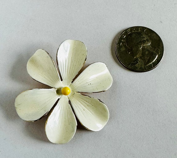 Sandor Enamel Flower Brooch circa 1960s, Midcentu… - image 3