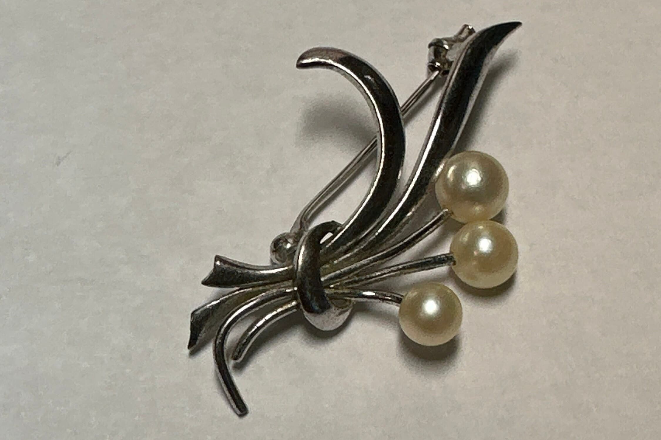 Brooch Vintage Mikimoto Akoya Pearl Gifts for Her/him Etsy