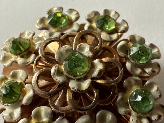 1950s Metal Flower Brooch, Green Rhinestone Ename… - image 4