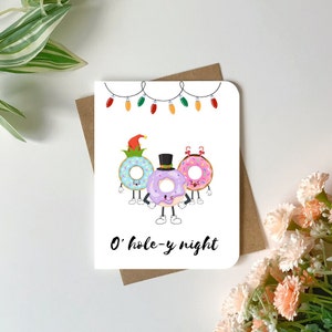 Kartka świąteczna | „O hole-y night” | Słodka i pełna humoru kartka świąteczna z kalamburem o pączku, Wesołych Świąt, życzenia świąteczne