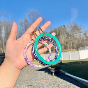 Llavero brazalete de resina UV/Llavero brazalete/Llavero brazalete/Llavero pulsera/Llavero pulsera/Llavero pulsera de purpurina