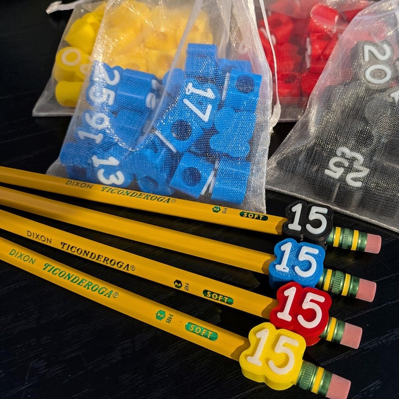 Numbered Pencil Toppers | Classroom Organization, Teacher Supplies, Reusable Labels | Includes Storage Bag afbeelding 3