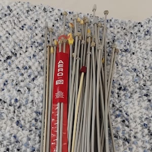 Size 3.25mm Imperial 10 Vintage Knitting Needles, Aero Beehive, Metal Plastic, Various Lengths