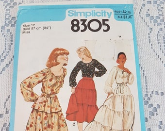 Vintage 70s Simplicity 8305 Blouse and Skirt Sewing Pattern, Cut 87cm Bust