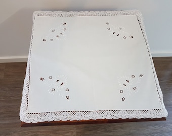 Vintage 50s 60s White Floral Embroidered Large Tray Mat