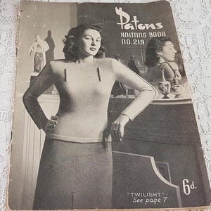Vintage 40s Patons Knitting Pattern Book No 219, Womens Cardigans and Jumpers