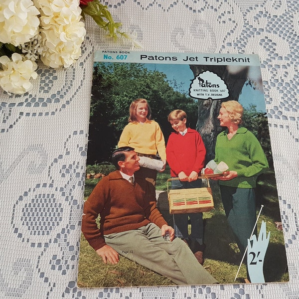 Vintage 1960s Patons Knitting Pattern Book 607, Adult Kids Jumpers and Cardigans