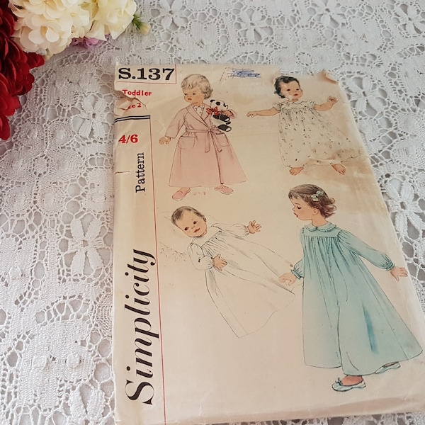 Vintage 50s Simplicity S137 Toddler Nightgown and Robe Sewing Pattern, Uncut 53cm chest