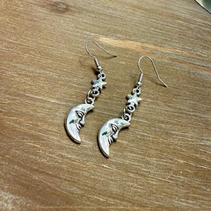 Silver Crescent Moon Face Earrings - Celestial Dangle Earrings - Boho Moon Phase Witchy Silver Jewelry - Unique Gift for Her