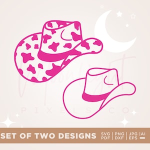 Może przedstawiać: Dwa projekty różowych kapeluszy kowbojskich. Jeden kapelusz ma wzór w krowy, a drugi jest jednolity. Obraz zawiera półksiężyc i gwiazdy oraz tekst "SET OF TWO DESIGNS".