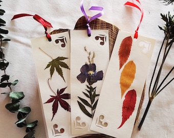 Personalized bookmark dried flowers