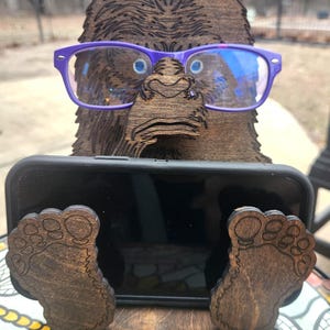 Bigfoot Eyeglass Phone Stand - Docking Station
