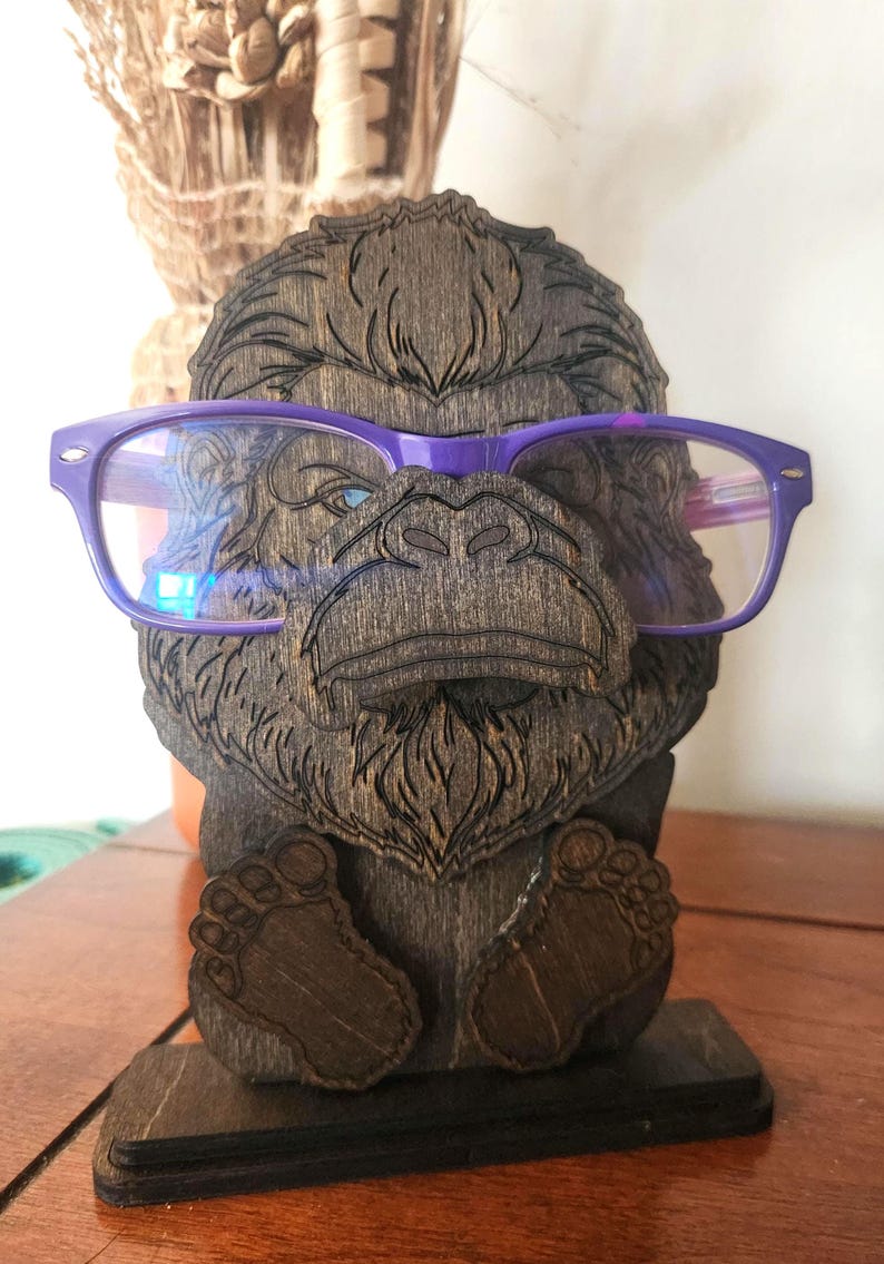 Bigfoot eyeglass stand