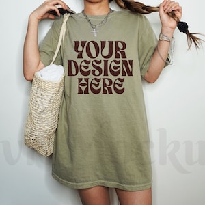 Comfort Colors C1717 Khaki Übergroßes T-Shirt Mockup - Trendy C1717 Mockup - Boho Mockup - Retro Mockup - Ästhetisches Mockup