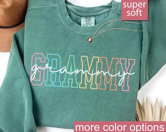Comfort Colors® Grammy Sweatshirt, Grammy Gift, Gift For Grammy, Grandma Mothers Day Sweatshirts, Grammy Birthday, Grammy Sweater For Women