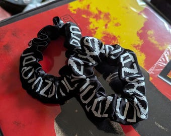 CLANCY Twenty One Pilots Scrunchie