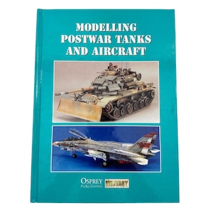 Livre vintage de modélisation de chars et d'avions d'après-guerre