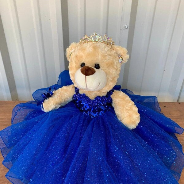 Cute little teddy bears for your quinceañera