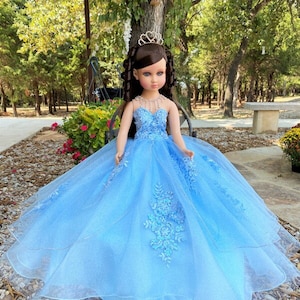 Beautiful dolls for your quinceañera