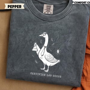 Comfort Colors biological marin biology Shirt, biologe shirt microbiology teacher, Funny biological print biologics, science gift cute germs